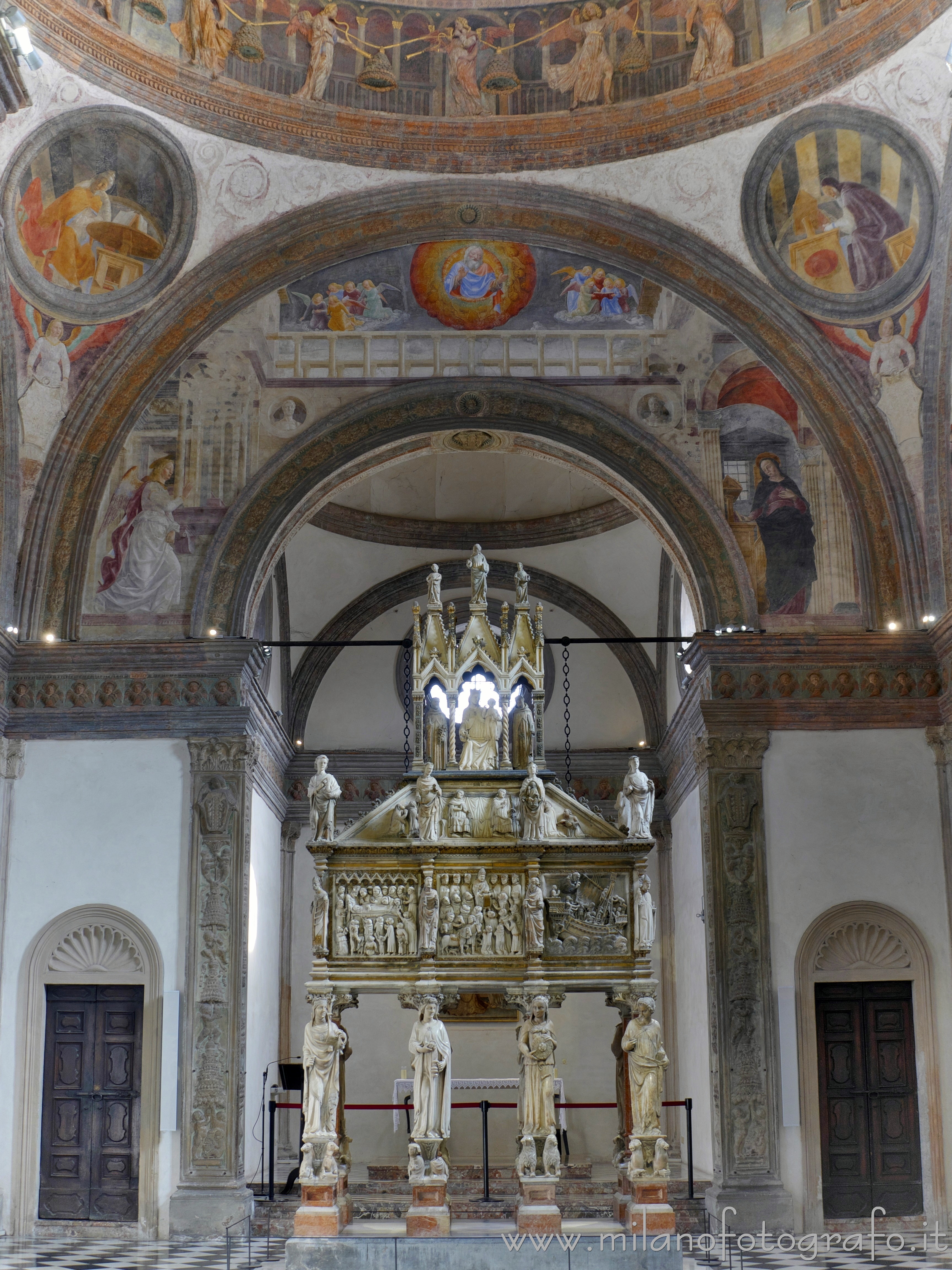 Milan (Italy) - Eastern internal wall of the Portinari Chapel - Full resolution picture